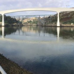Porto: Four Bridges in One Shot